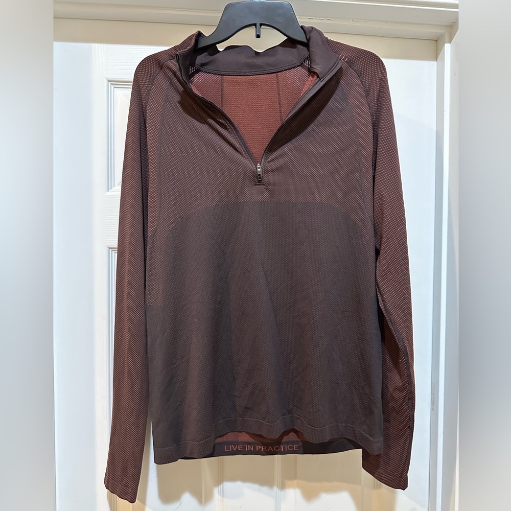 Lululemon Red Men’s Medium Metal Vent Tech Quarter Zip Long Sleeve Shirt